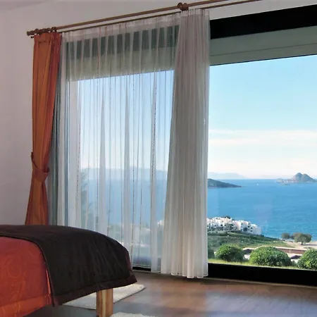 Modern Turkish With Two Swimming Pools, Gorgeous Views, Wifi And Turgutreis